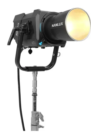 Nanlux Evoke 900C RGBLAC Imprescindible (Must-Have)