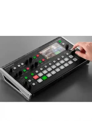 Devolución Gratuita ROLAND V-8HD Mixer vídeo HD con 8 canales HDMI de entrada
