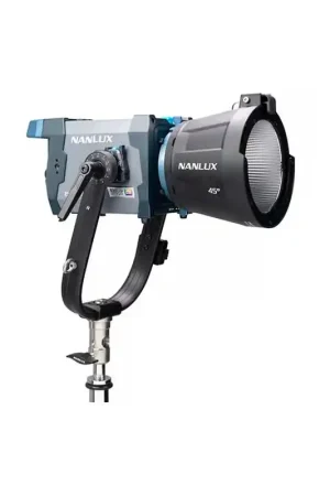 Liquidación NANLUX EVOKE 150C Foco de luz LED RGBWW con 150W de potencia