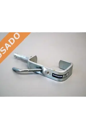 Rebajas AVENGER C285 (Usado) Pinza de acero con spigot de 5/8".