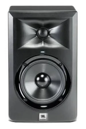 Popular JBL LSR 305